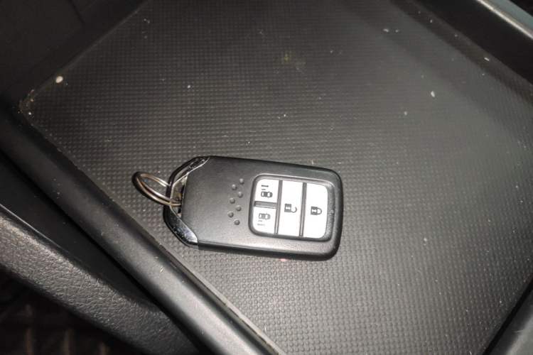 Used Honda Elysion 2016 2.4L Luxury Edition Vehicle Key