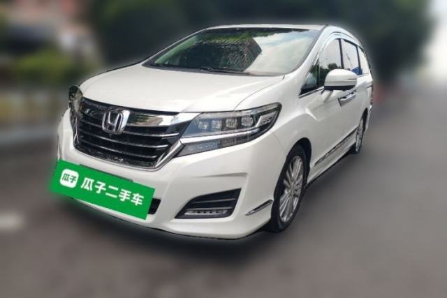 Honda Elysion 2016 2.4L Luxury Edition usata