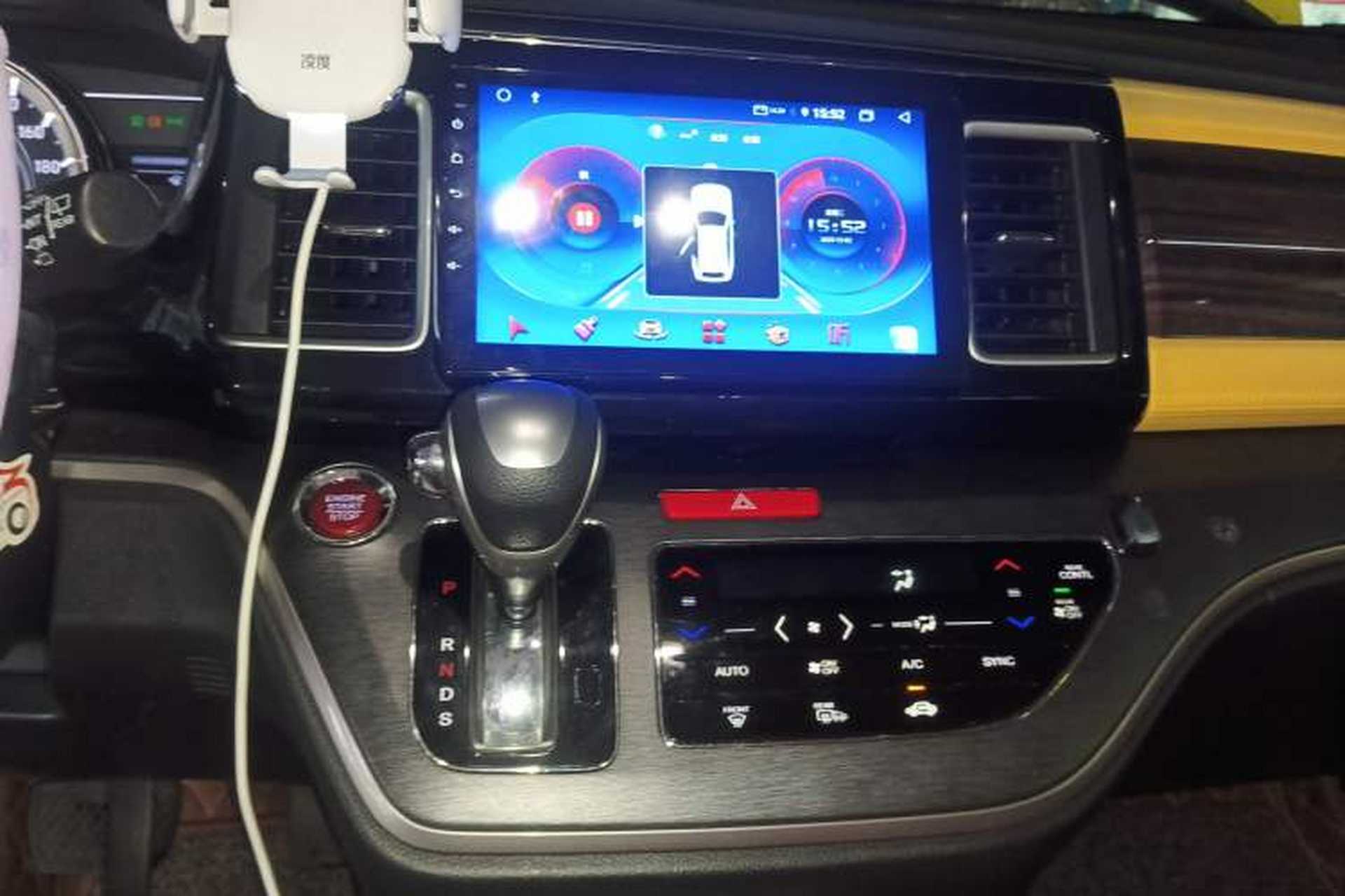 Used Honda Elysion 2016 2.4L Luxury Edition Audio And AC Panel