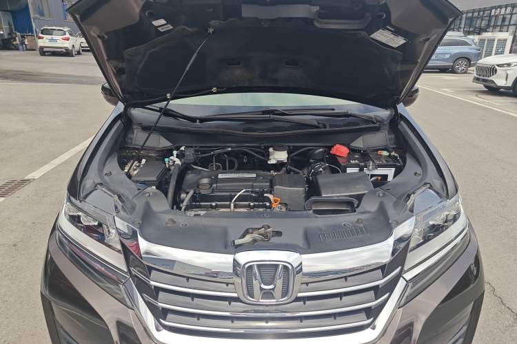 Used Honda Elysion 2016 2.4L Comfort Edition Engine Bay