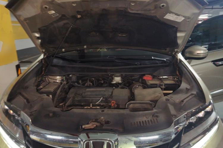 Used Honda Elysion 2016 2.4L Luxury Edition Engine Bay