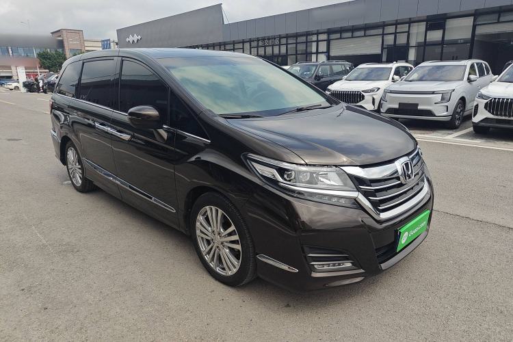 Used Honda Elysion 2016 2.4L Comfort Edition Front Right 45 Deg