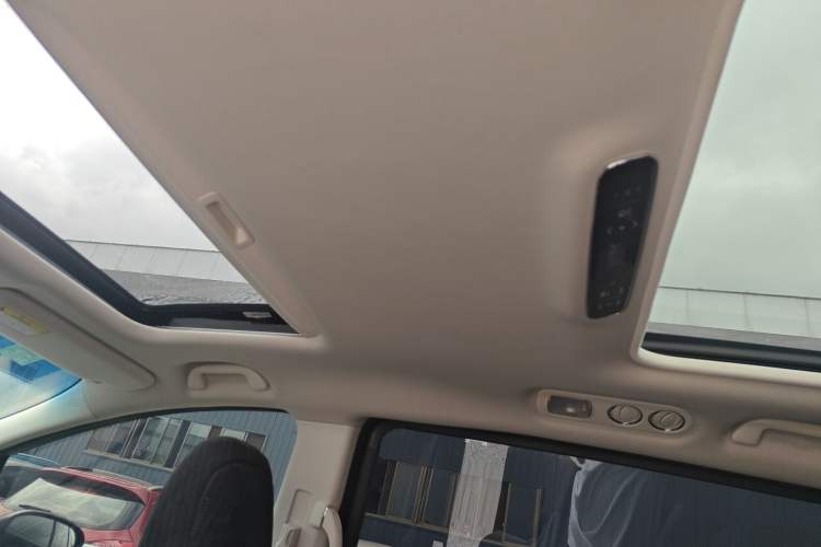 Used Honda Elysion 2016 2.4L Comfort Edition Headliner
