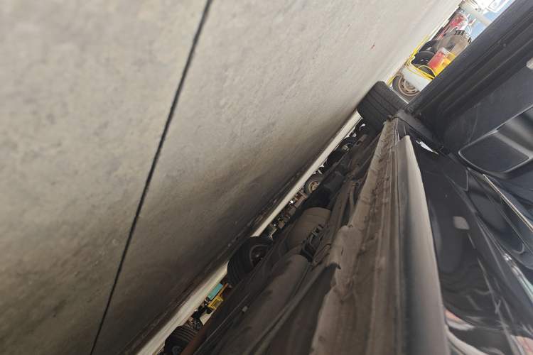Used Honda Elysion 2016 2.4L Comfort Edition Left Side Sill