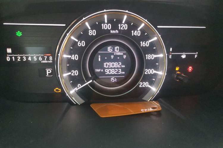 Used Honda Elysion 2016 2.4L Classic Edition Odometer Close Up
