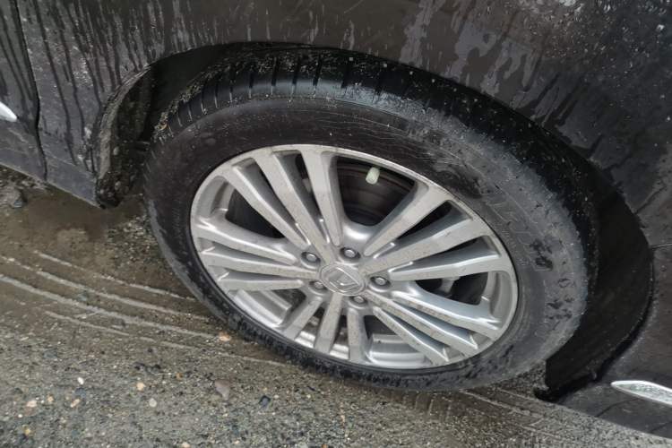Used Honda Elysion 2016 2.4L Classic Edition Right Front Wheel Hub