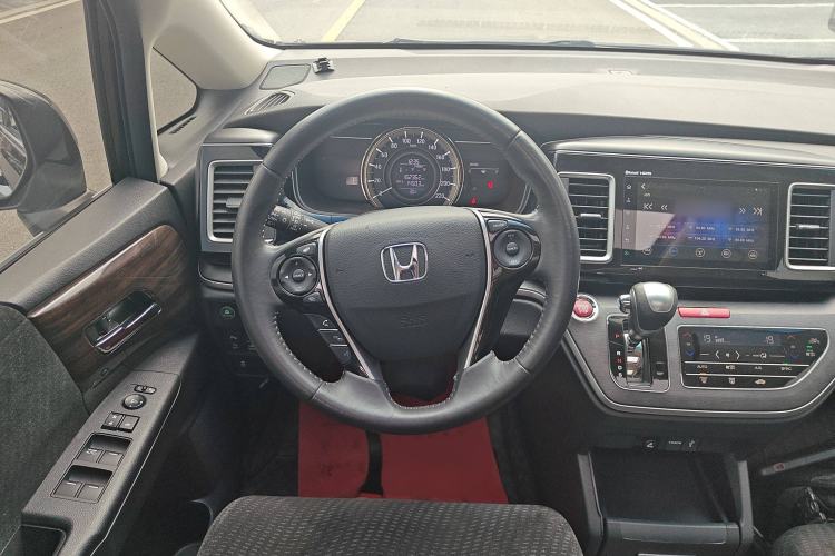 Used Honda Elysion 2016 2.4L Comfort Edition Steering Wheel