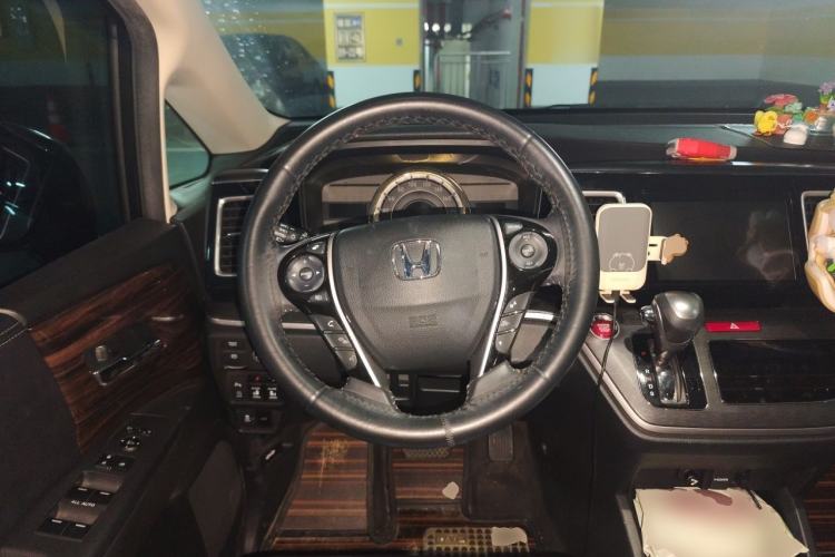 Used Honda Elysion 2016 2.4L Luxury Edition Steering Wheel