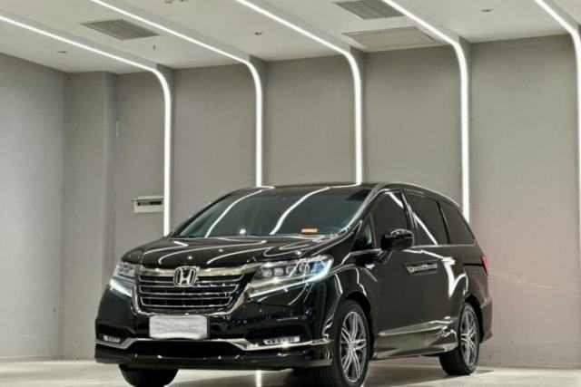 Used Honda Elysion 2019 2.0L Hybrid Luxury Edition