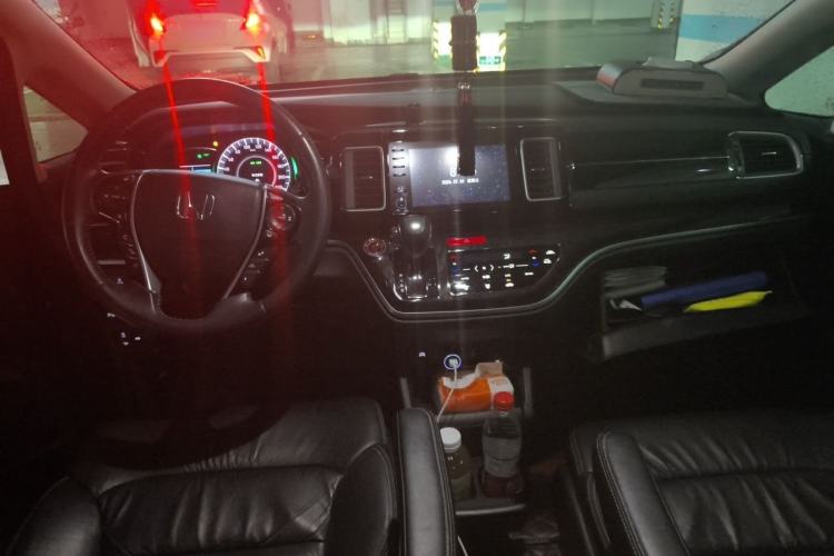 Used Honda Elysion 2019 2.0L Hybrid Luxury Edition Center Console