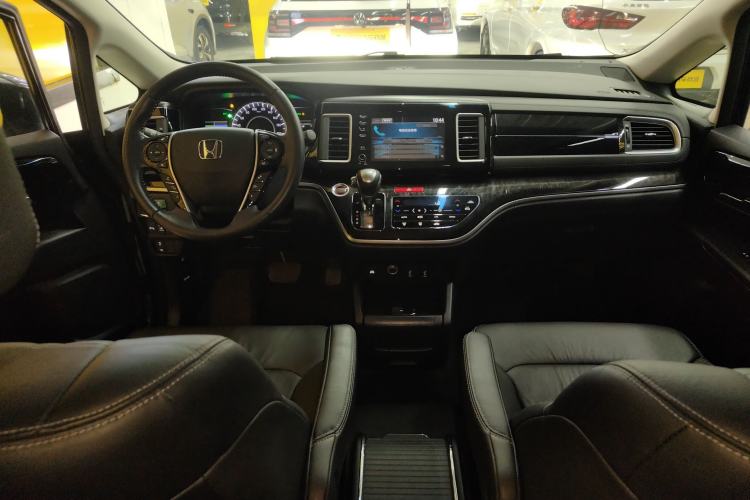Used Honda Elysion 2019 2.0L Hybrid Luxury Edition Center Console