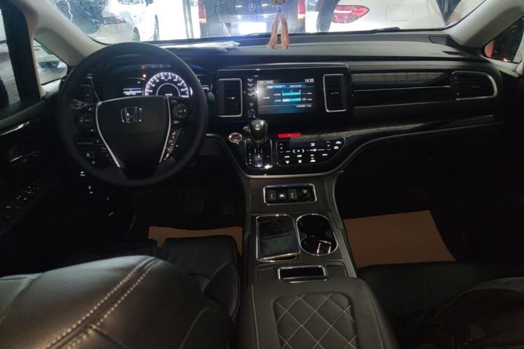 Used Honda Elysion 2019 2.0L Hybrid Luxury Edition Center Console
