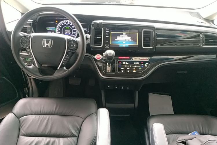Used Honda Elysion 2019 2.0L Hybrid Luxury Edition Center Console