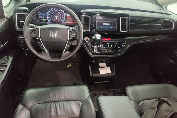 Used Honda Elysion 2019 2.0L Hybrid Supreme Edition Center Console