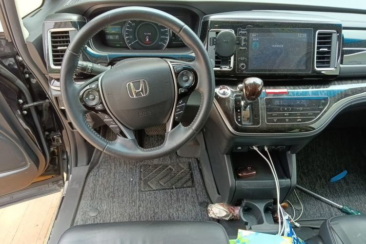 Used Honda Elysion 2019 2.0L Hybrid Luxury Edition Center Console