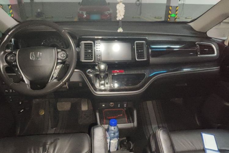Used Honda Elysion 2019 2.0L Hybrid Luxury Edition Center Console