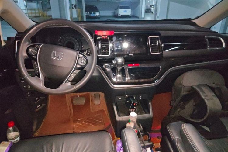 Used Honda Elysion 2019 2.0L Hybrid Luxury Edition Center Console