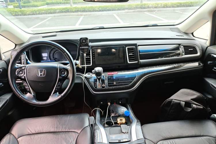 Used Honda Elysion 2019 2.0L Hybrid Luxury Edition Center Console
