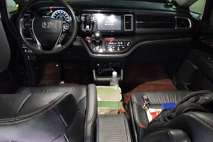 Used Honda Elysion 2019 2.0L Hybrid Luxury Edition Center Console