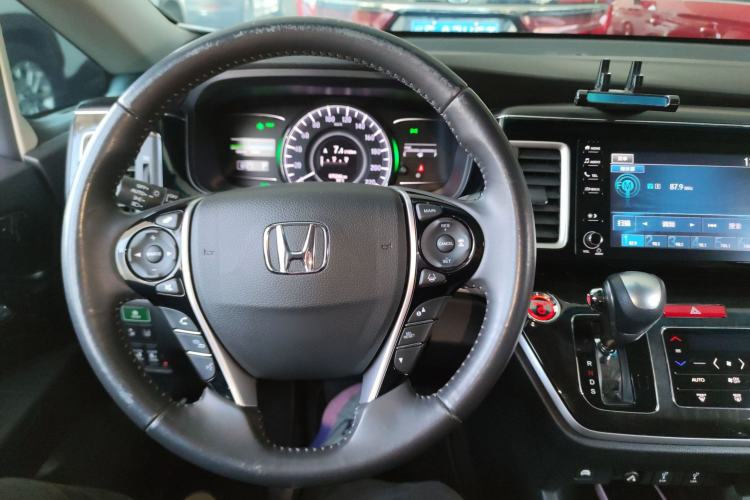 Used Honda Elysion 2019 2.0L Hybrid Luxury Edition Center Console