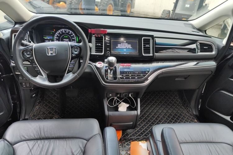 Used Honda Elysion 2019 2.0L Hybrid Luxury Edition Center Console