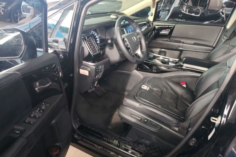 Used Honda Elysion 2019 2.0L Hybrid Luxury Edition Driver Seat