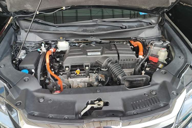 Used Honda Elysion 2019 2.0L Hybrid Luxury Edition Engine Bay