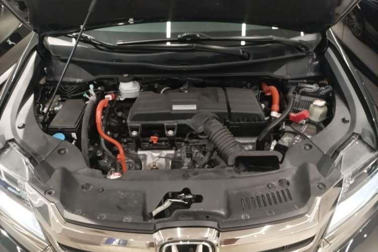 Used Honda Elysion 2019 2.0L Hybrid Luxury Edition Engine Bay