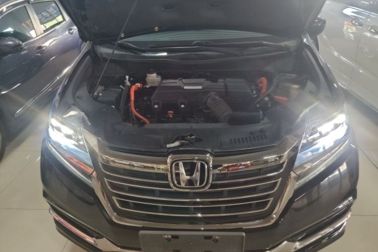 Used Honda Elysion 2019 2.0L Hybrid Luxury Edition Engine Bay