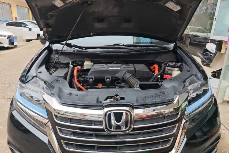 Used Honda Elysion 2019 2.0L Hybrid Luxury Edition Engine Bay