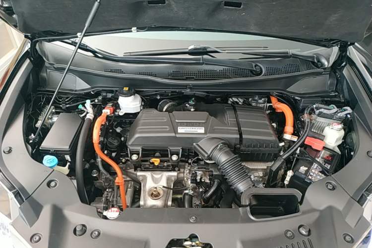 Used Honda Elysion 2019 2.0L Hybrid Comfort Edition Engine Bay