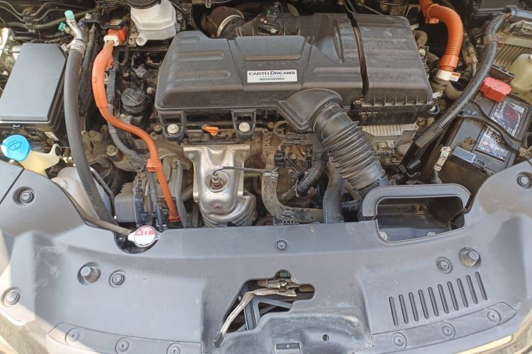 Used Honda Elysion 2019 2.0L Hybrid Luxury Edition Engine Bay