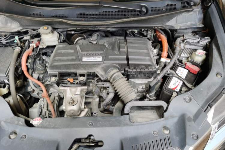 Used Honda Elysion 2019 2.0L Hybrid Luxury Edition Engine Bay Left