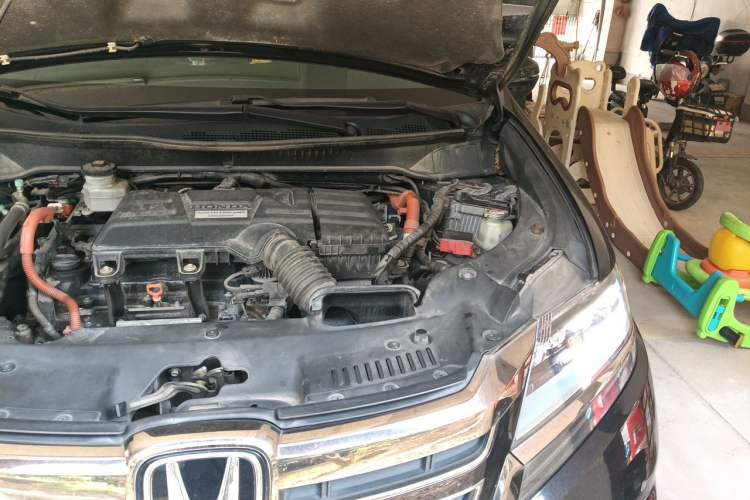 Used Honda Elysion 2019 2.0L Hybrid Luxury Edition Engine Bay Left