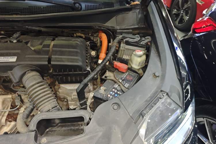 Used Honda Elysion 2019 2.0L Hybrid Luxury Edition Engine Bay Left