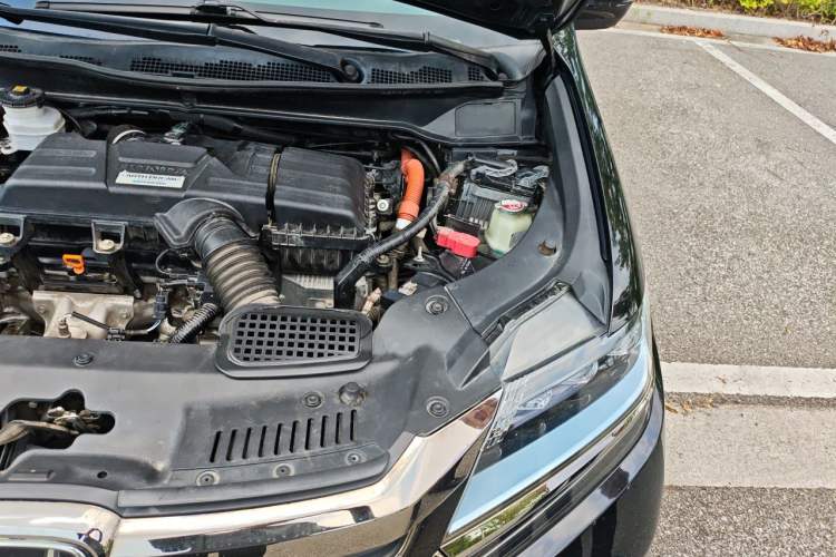 Used Honda Elysion 2019 2.0L Hybrid Luxury Edition Engine Bay Left