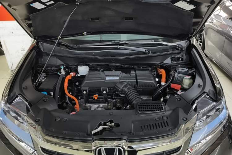 Used Honda Elysion 2019 2.0L Hybrid Luxury Edition Engine Bay