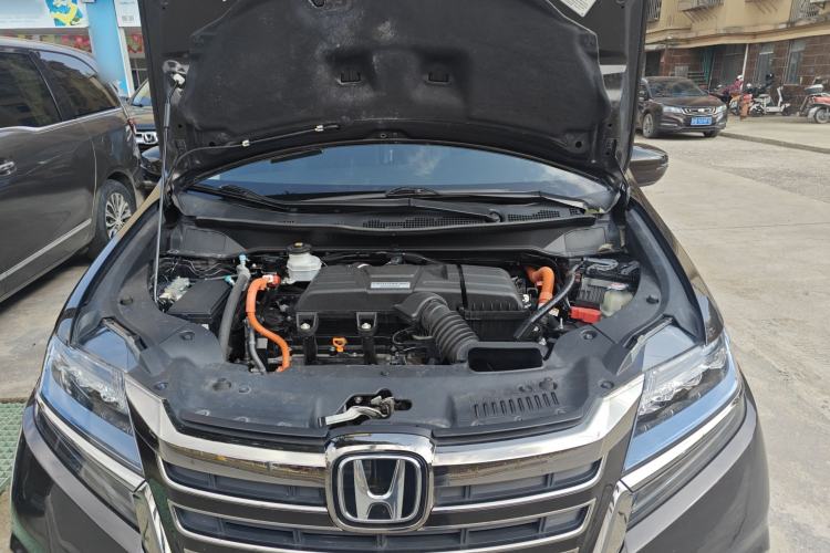 Used Honda Elysion 2019 2.0L Hybrid Luxury Edition Engine Bay
