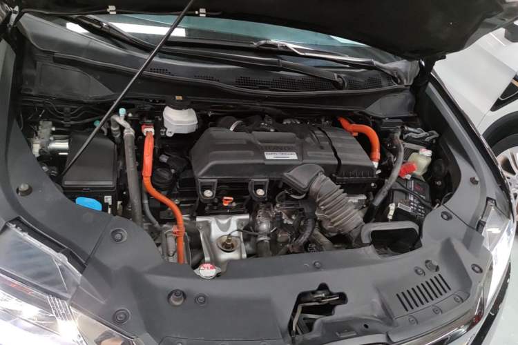 Used Honda Elysion 2019 2.0L Hybrid Luxury Edition Engine Bay