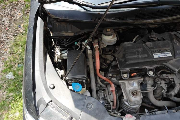 Used Honda Elysion 2019 2.0L Hybrid Luxury Edition Engine Bay Right