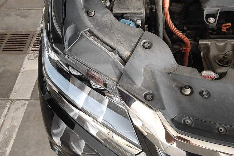 Used Honda Elysion 2019 2.0L Hybrid Supreme Edition Engine Bay Right