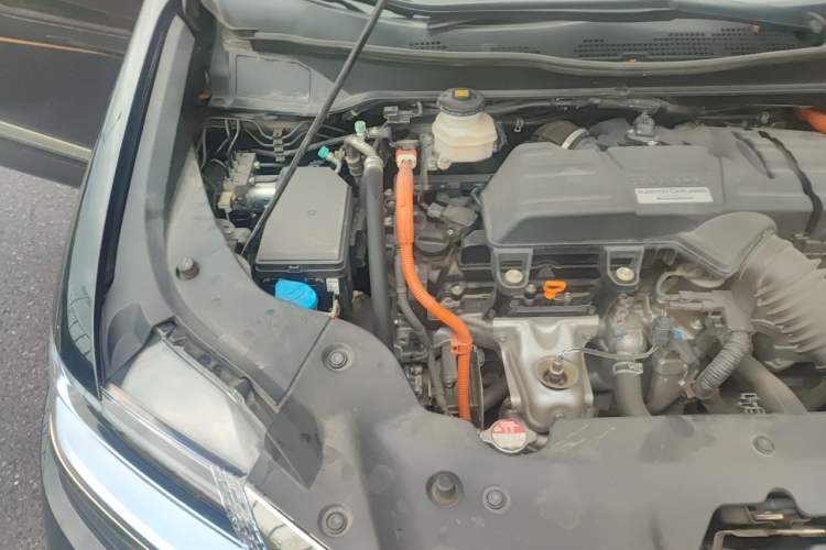 Used Honda Elysion 2019 2.0L Hybrid Luxury Edition Engine Bay Right