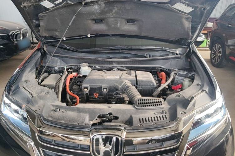 Used Honda Elysion 2019 2.0L Hybrid Luxury Edition Engine Bay