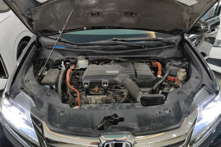 Used Honda Elysion 2019 2.0L Hybrid Luxury Edition Engine Bay