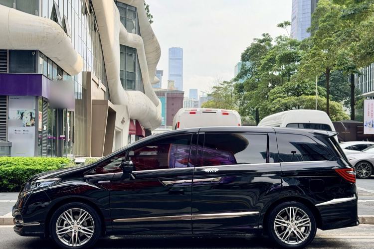 Used Honda Elysion 2019 2.0L Hybrid Luxury Edition Exterior 1