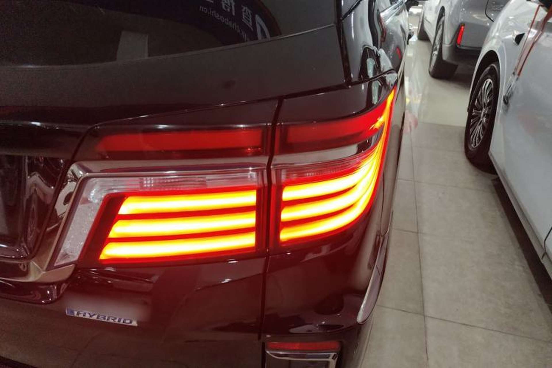 Used Honda Elysion 2019 2.0L Hybrid Luxury Edition Exterior 1