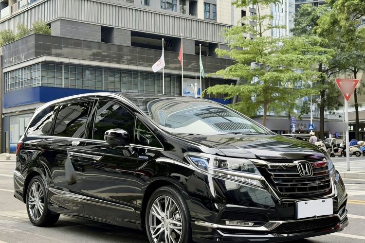 Used Honda Elysion 2019 2.0L Hybrid Luxury Edition Exterior 2