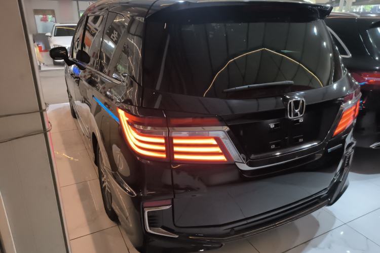 Used Honda Elysion 2019 2.0L Hybrid Luxury Edition Exterior 2