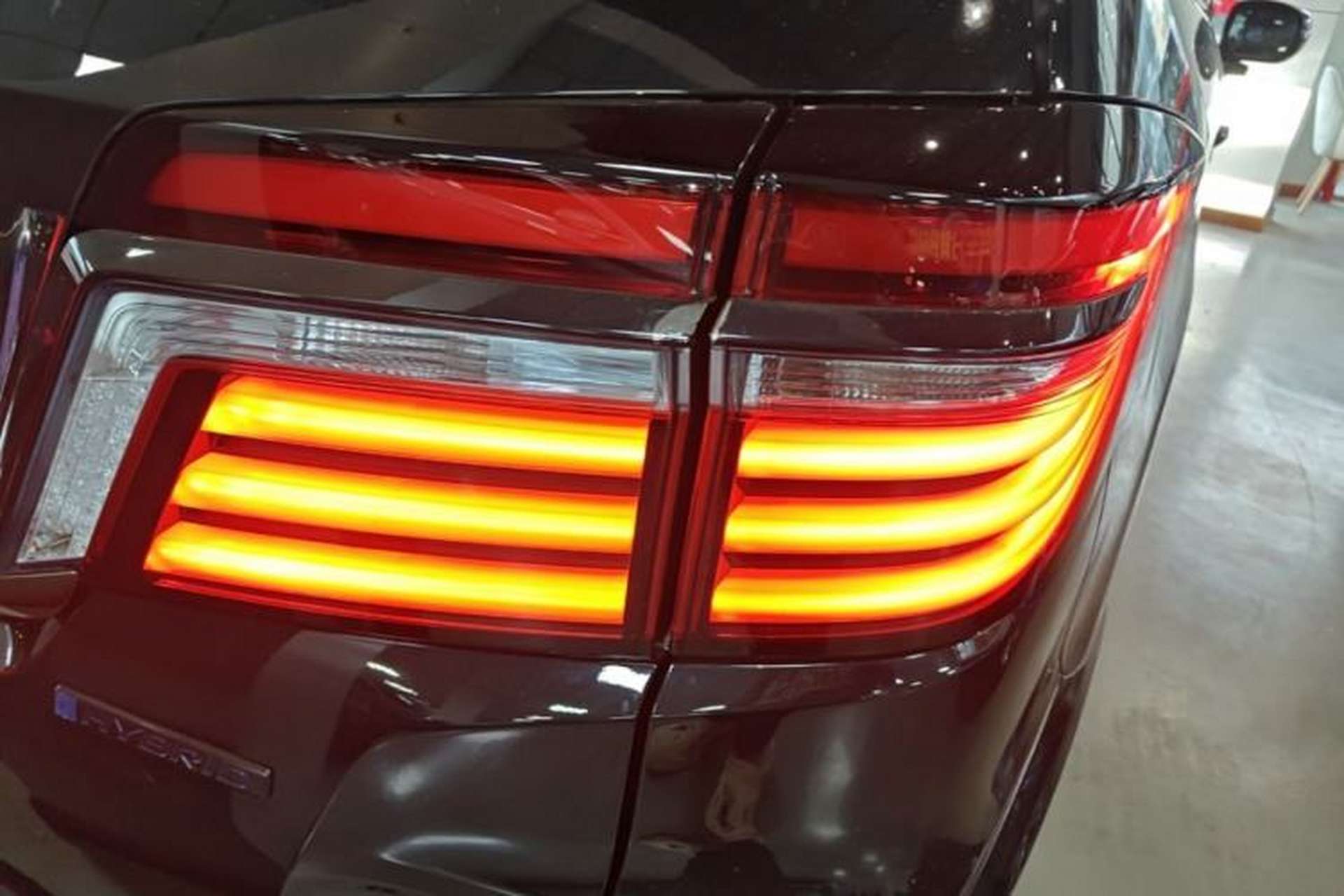 Used Honda Elysion 2019 2.0L Hybrid Luxury Edition Exterior 3