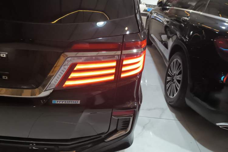 Used Honda Elysion 2019 2.0L Hybrid Luxury Edition Exterior 3